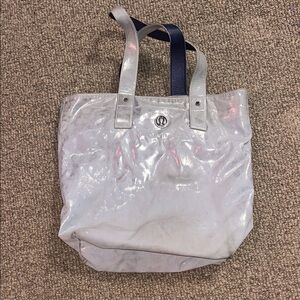 Lululemon metallic gray tote bag in good condition. Stylish Silver Tote Bag